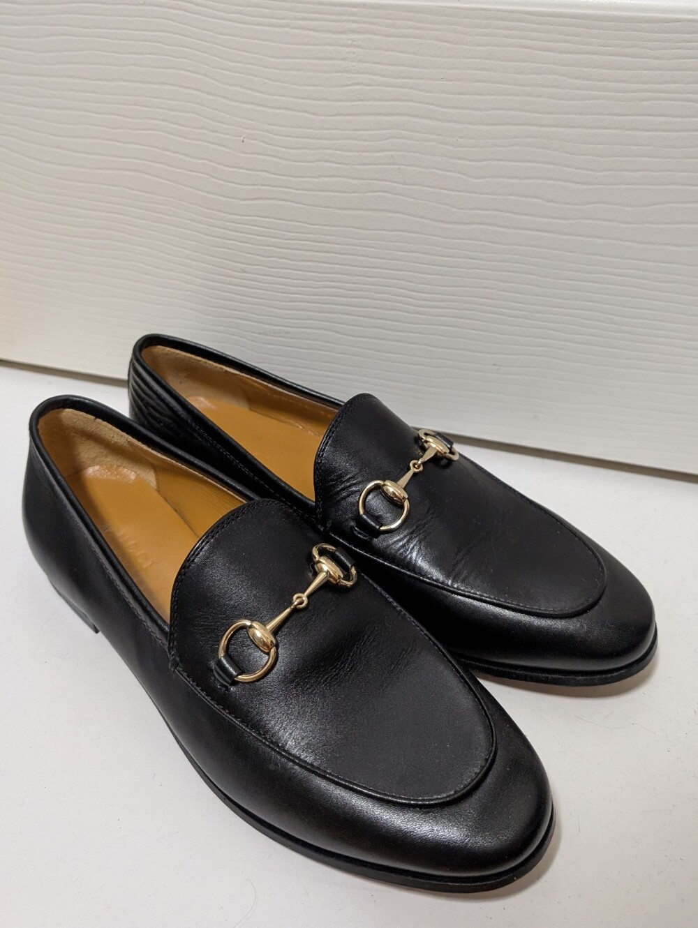 NWOB Gucci Jordaan Loafers Black Leather Horsebit Size 36 Womens